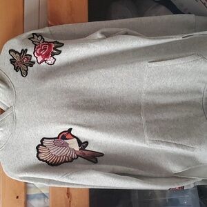 H&M sweatshirt w/ hood b11